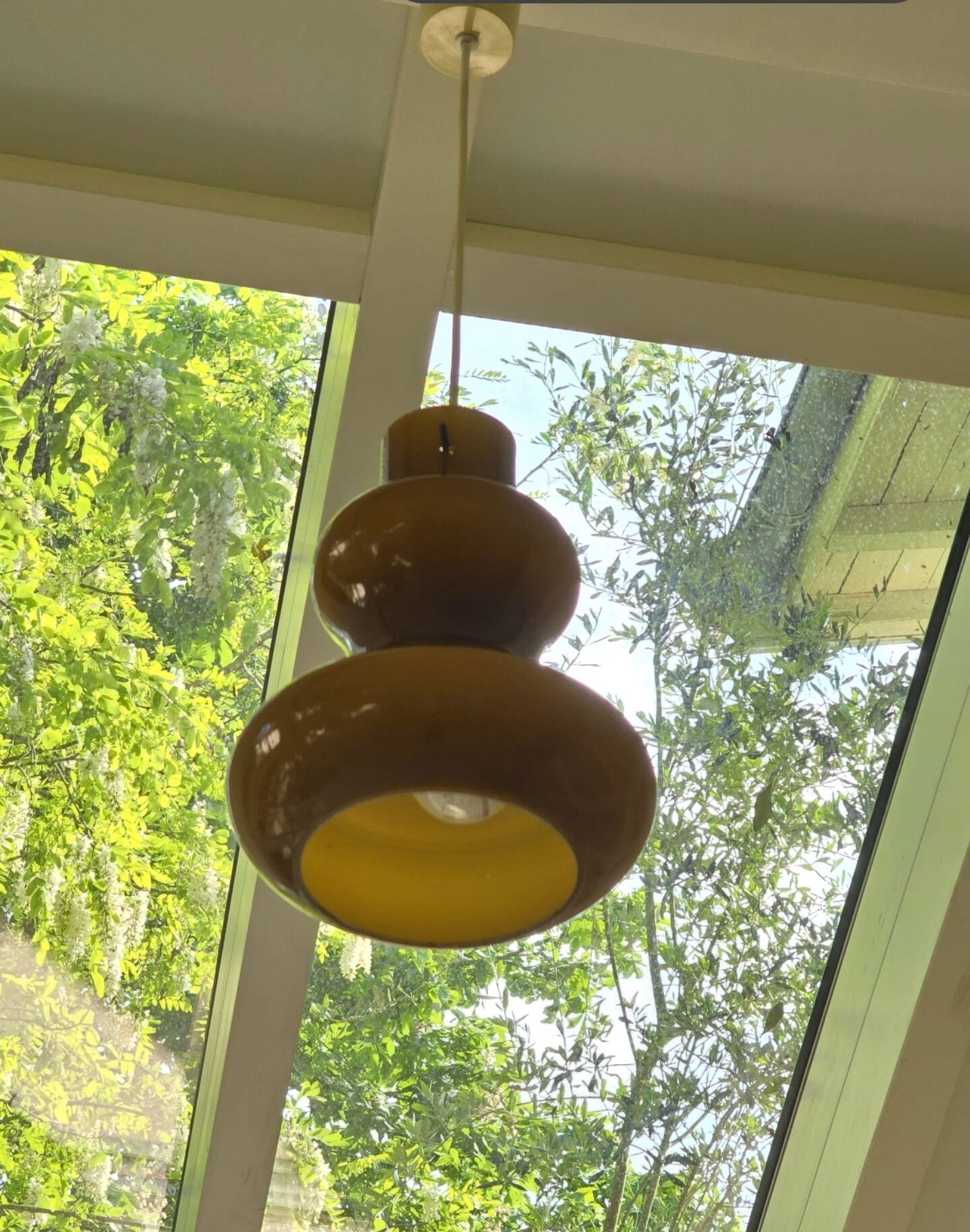 Brown suspension by Massimo Vignelli for Gino Vistosi, Murano.