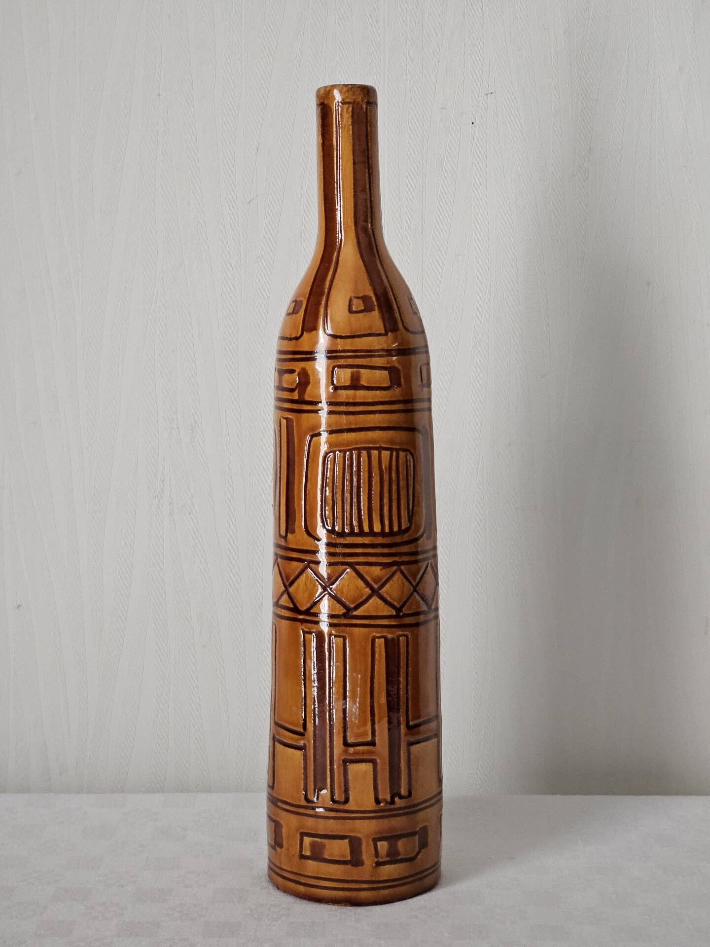 Vase bouteille italien signé, 1950-60