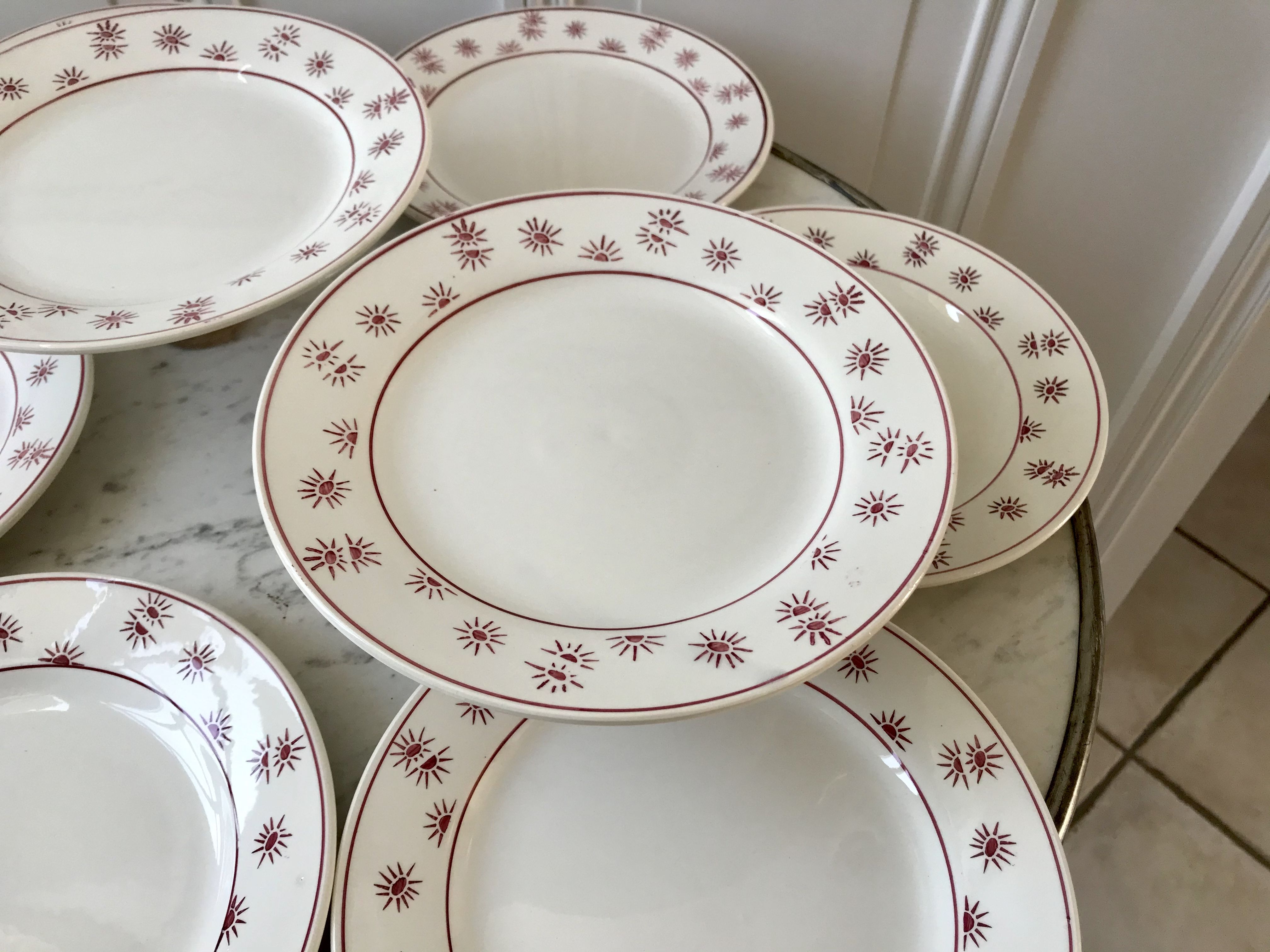 Set of 8 dessert plates Digoin Sarreguemines model "Andrée" small suns 30s