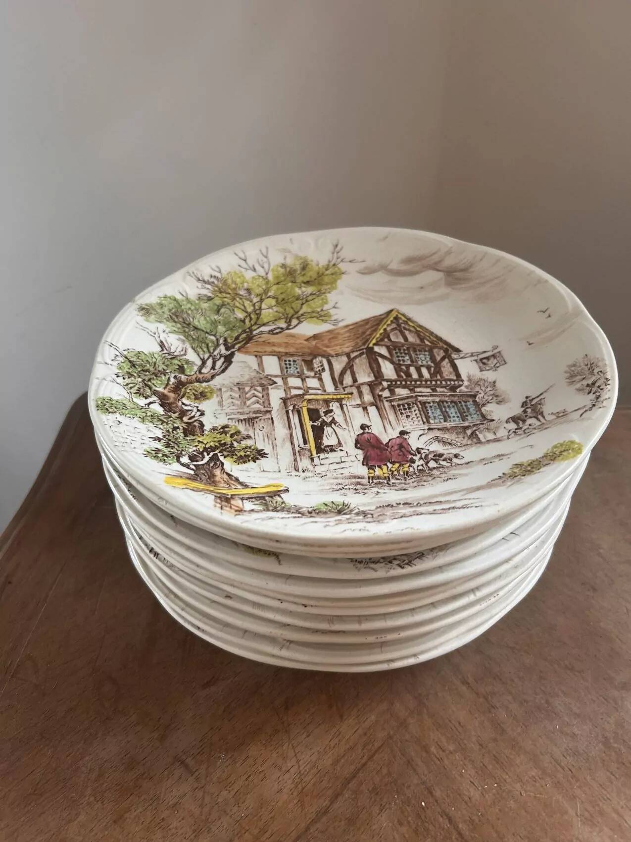 Set of 12 flat plates in Gien earthenware, Ludlow model, chic countryside dining.