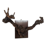 Old vine hook