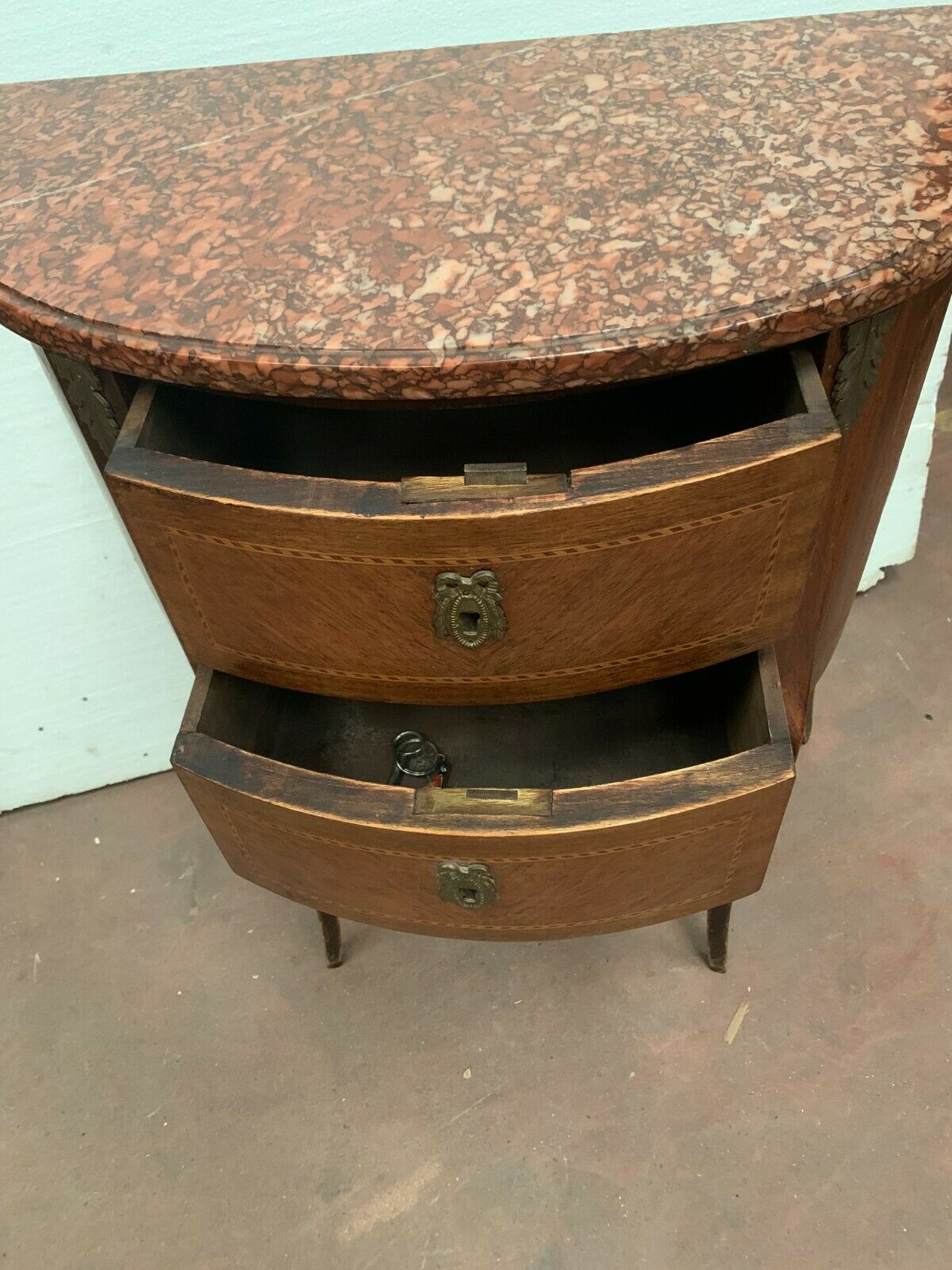 Louis XV style half-moon chest of drawers in XX century marquetry