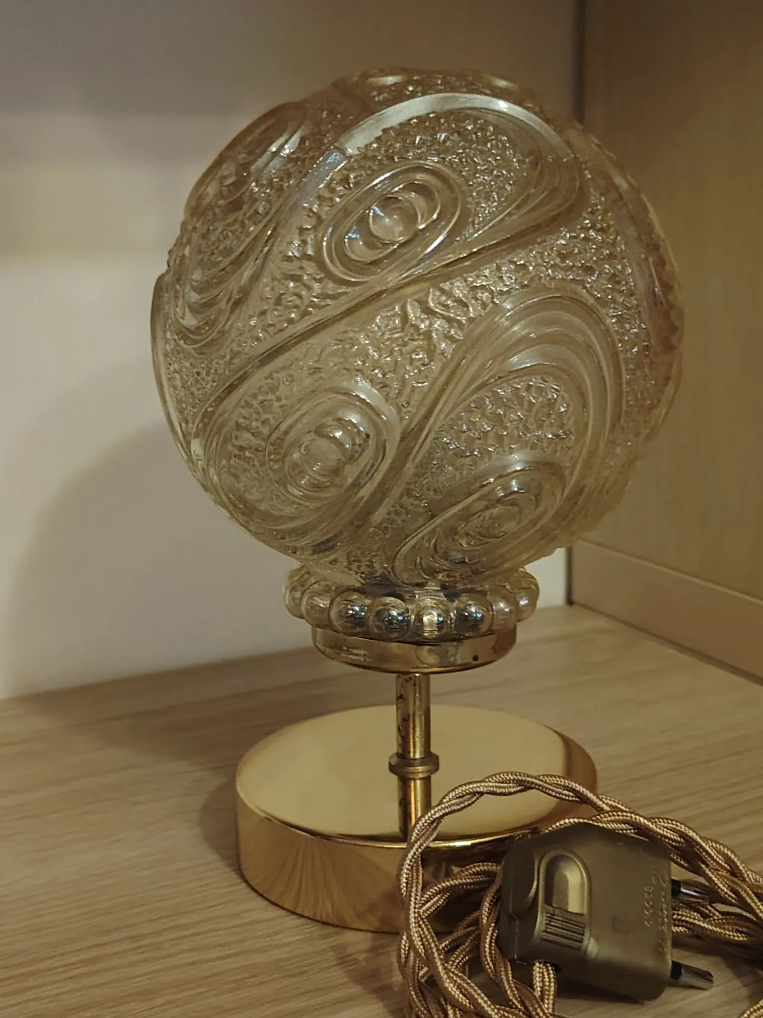 Vintage textured amber moulded globe bedside lamp