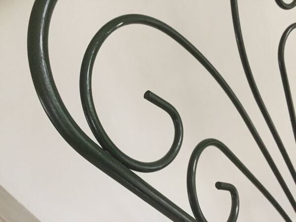 Chaise de jardin fonte d'acier vintage