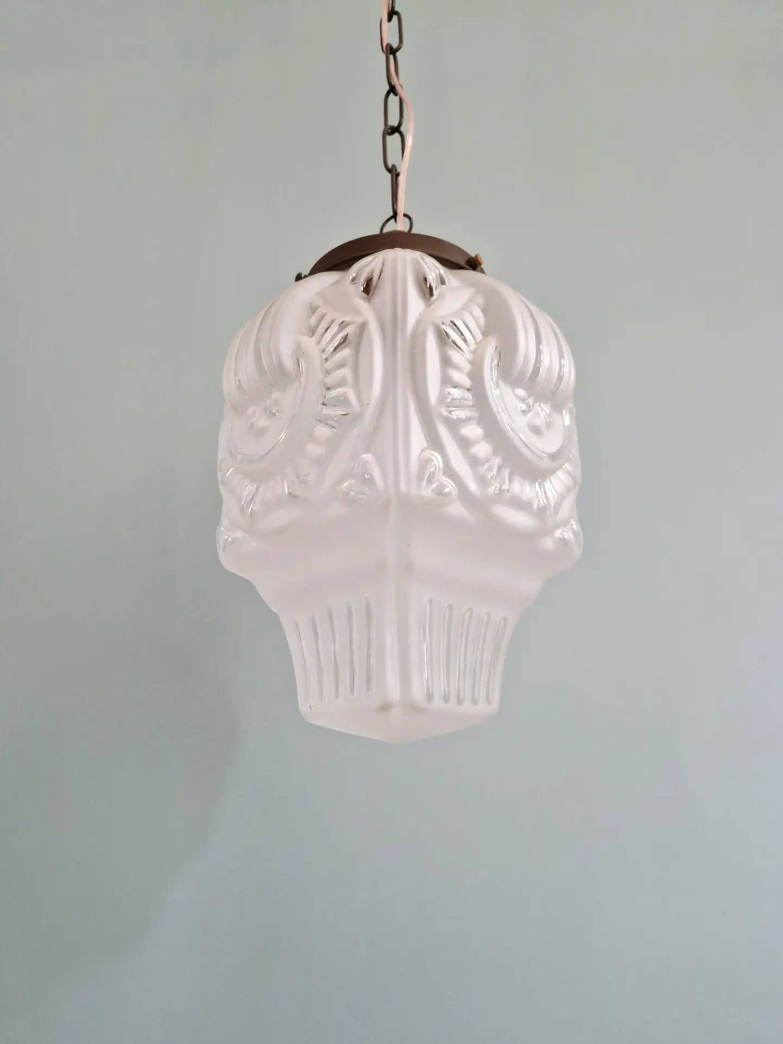 Art Deco pendant light in frosted transparent glass, 1920-30.