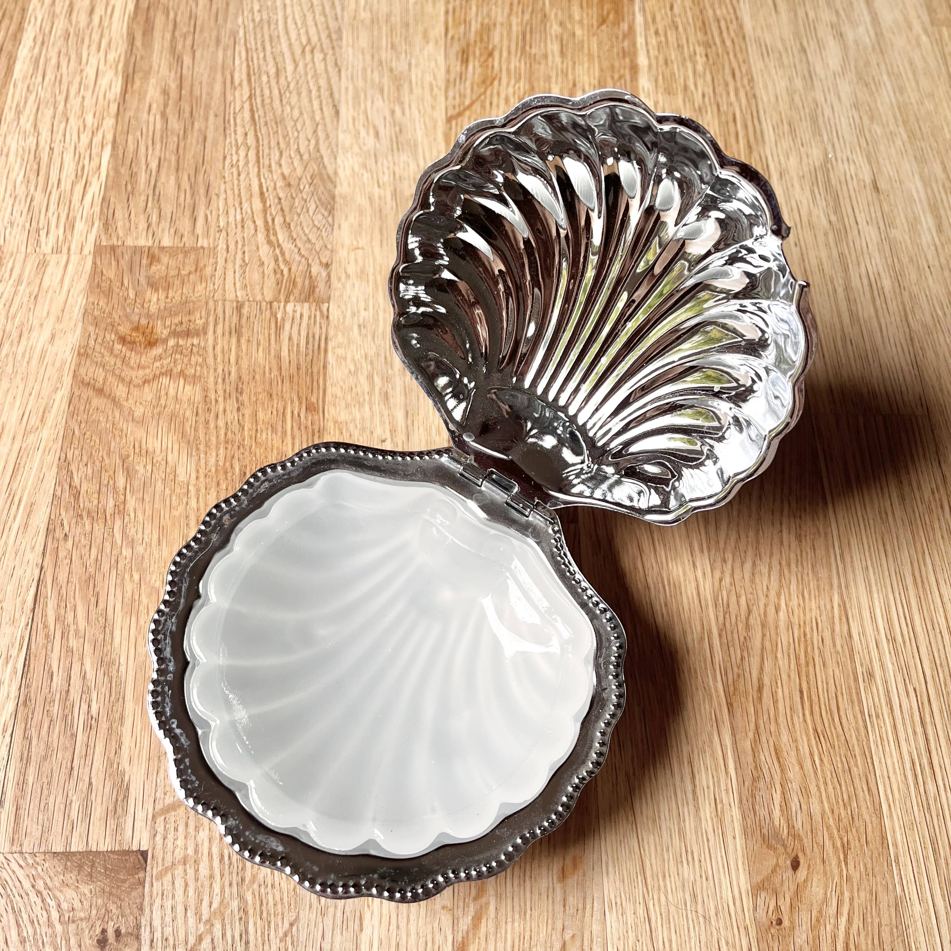 Shell butter dish