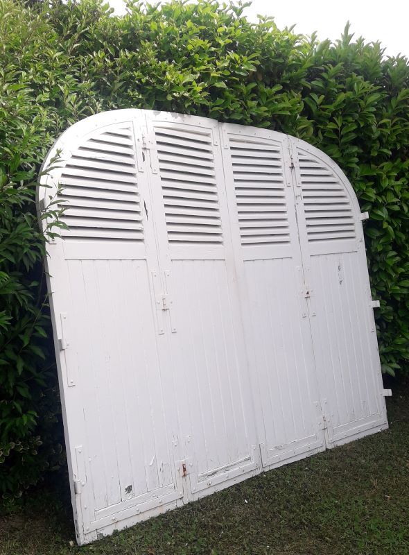 Arched shutters oak louvers H226xW277 4 leaves