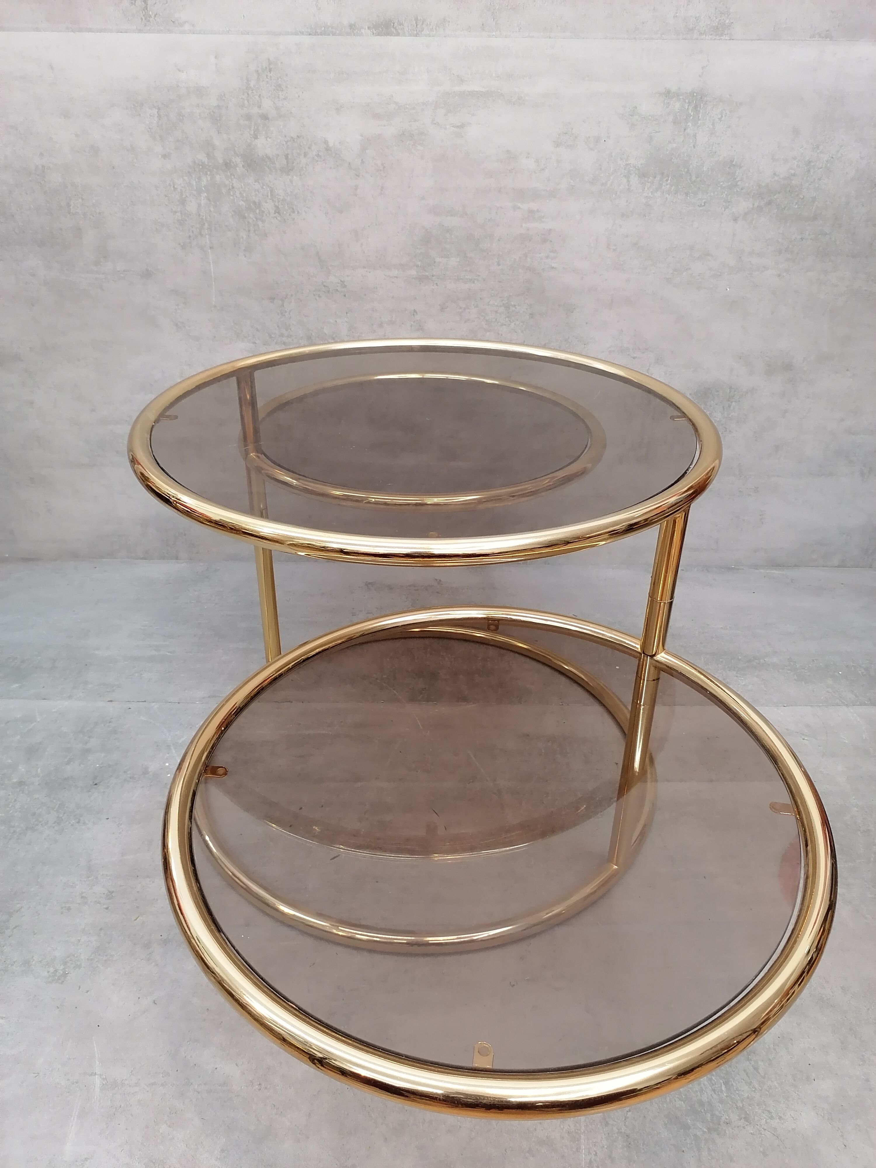 Table basse laiton 3 niveaux pivotants des années 1970 style de Milo Baughman Italie