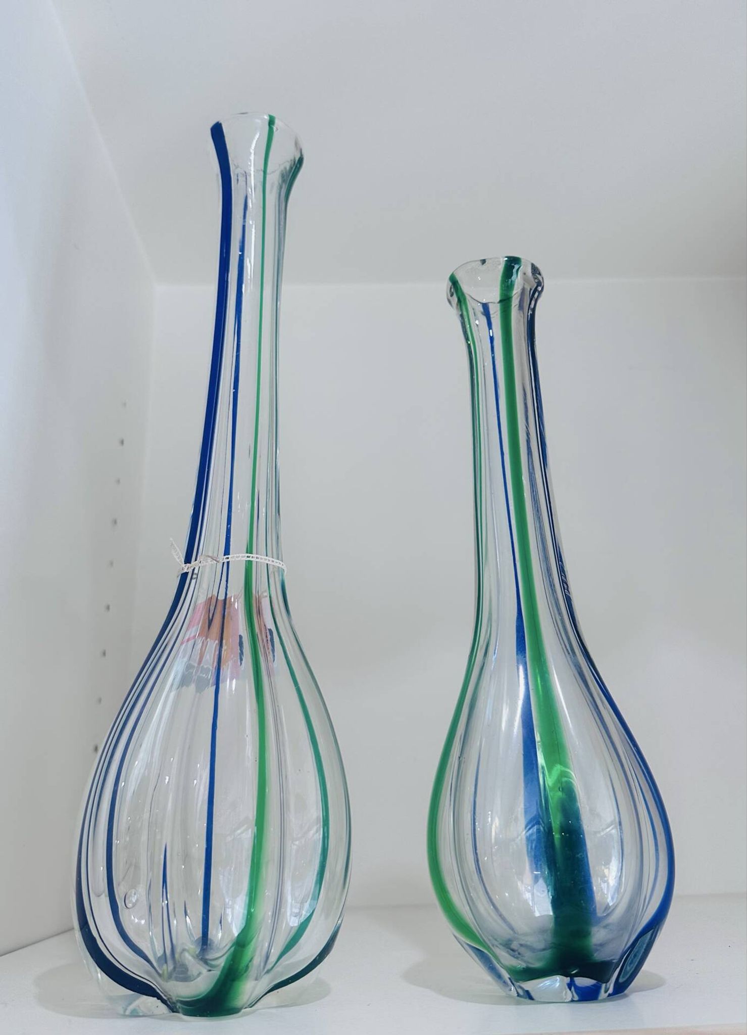 Paire de vases vintage verre