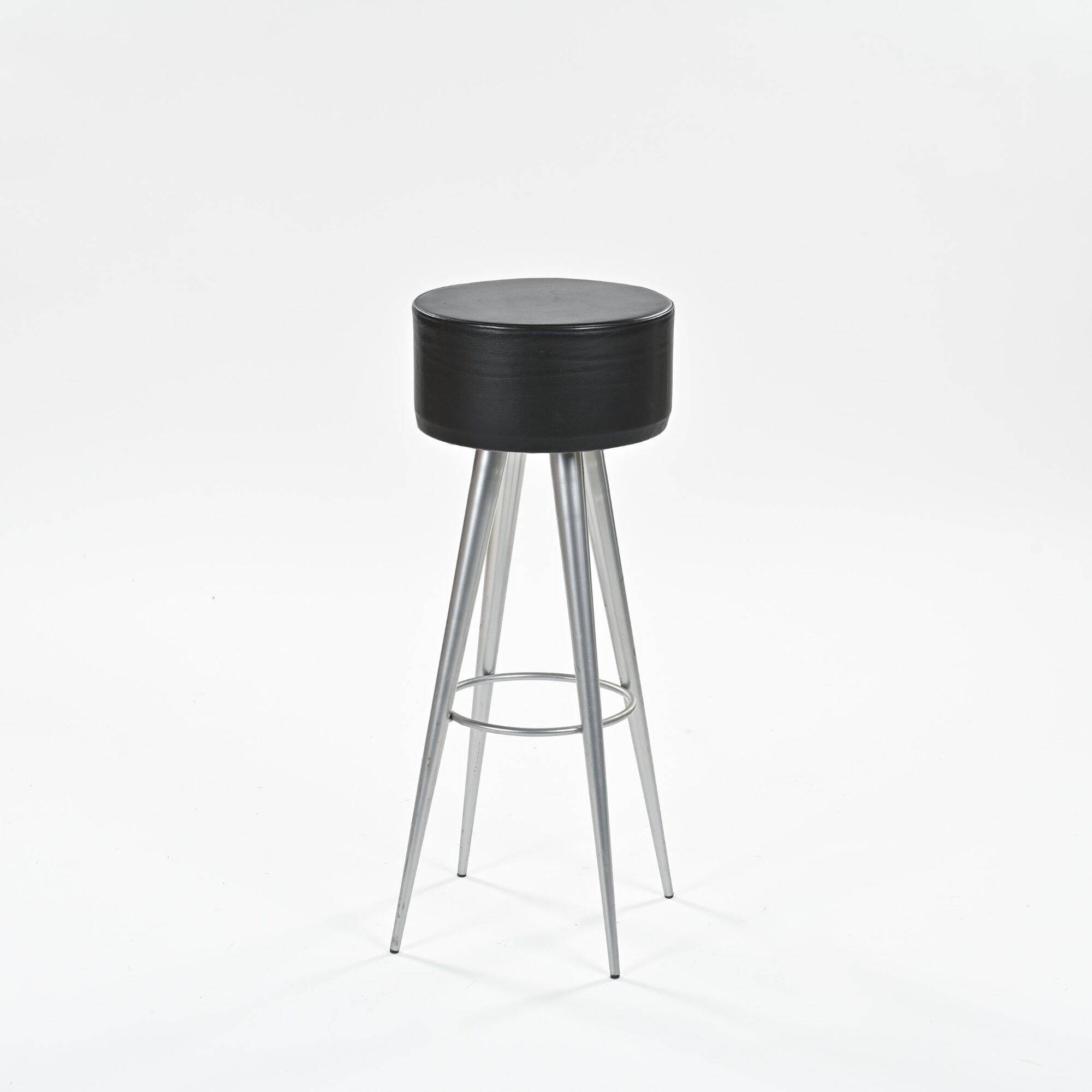 Suite de quatre tabourets modèle Golia par Maurizio Peregalli