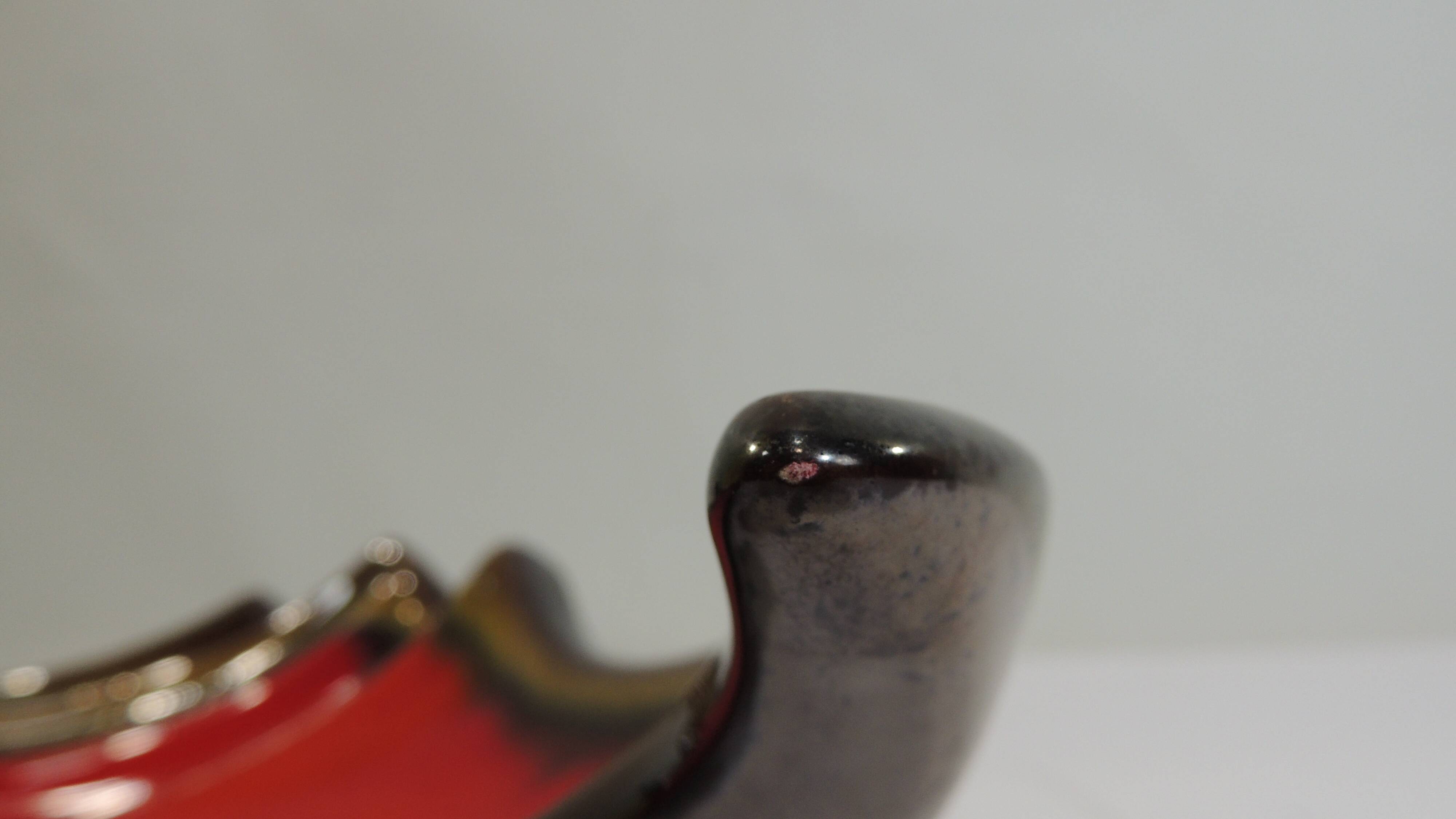 Vintage red and brown ceramic bowl – 1970s centrepiece – Design