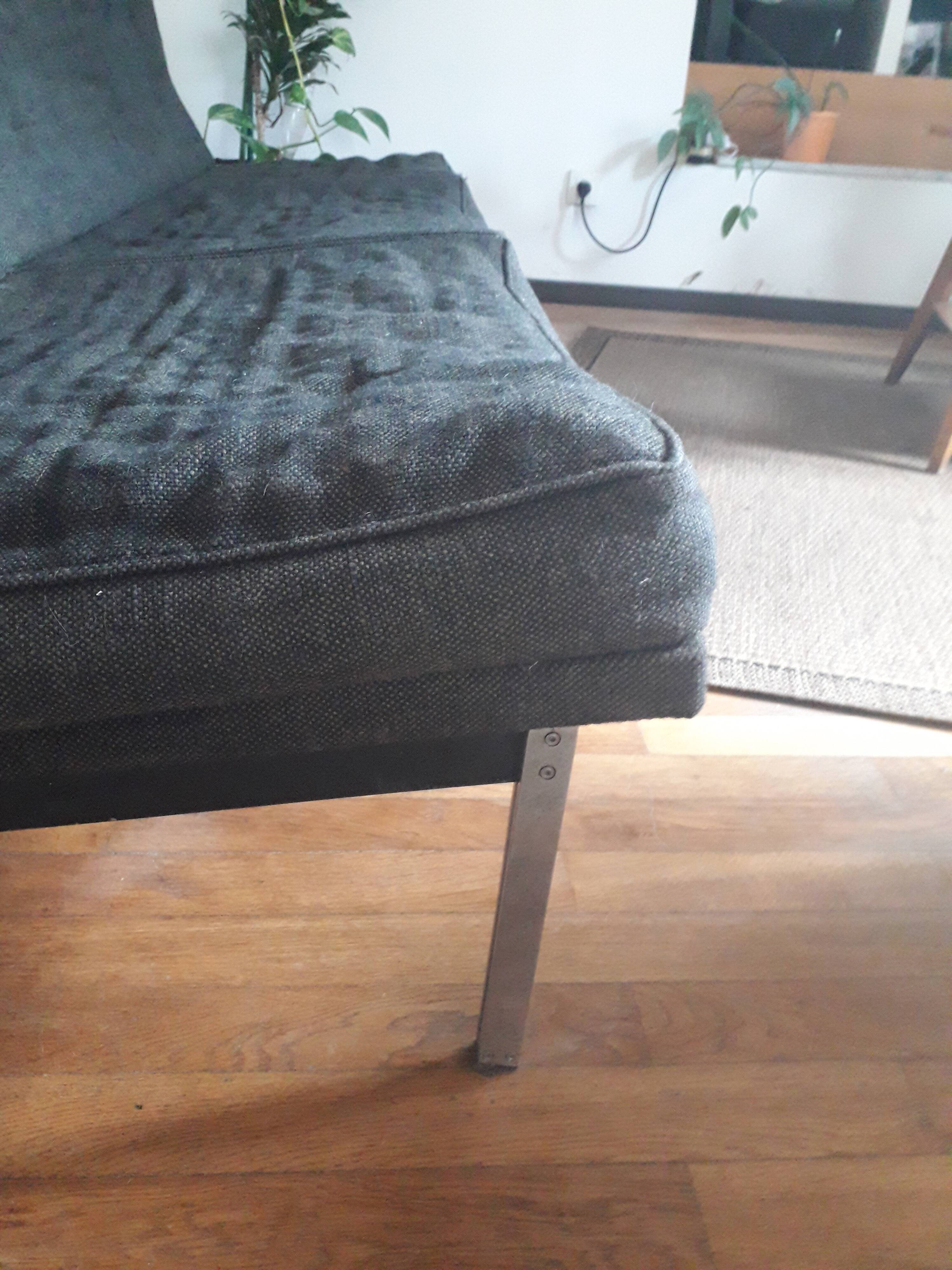 Parallel bar sofa by Florence Knoll for Knoll International 1960