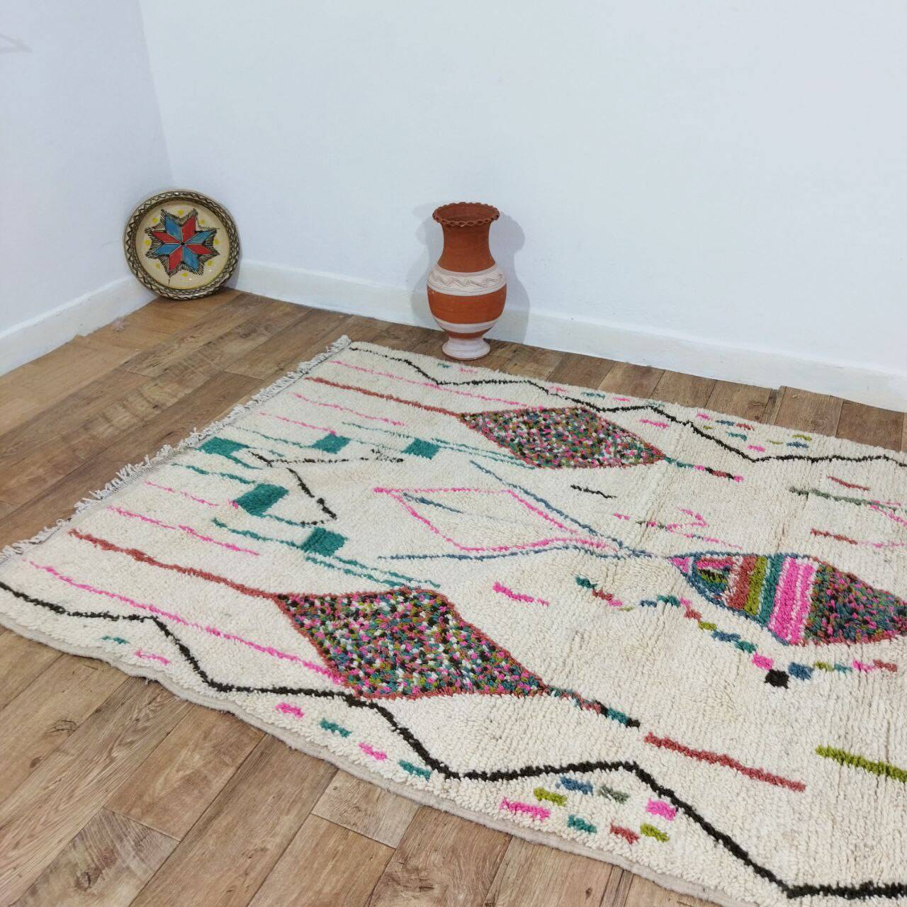 Handmade Moroccan Berber rug 250 x 150 cm