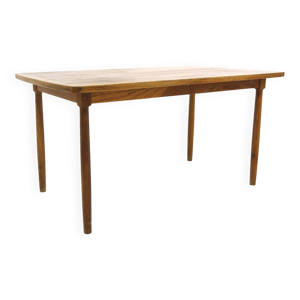 Table de salle à manger