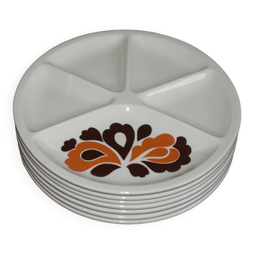 Vintage Le Creuset flower plates