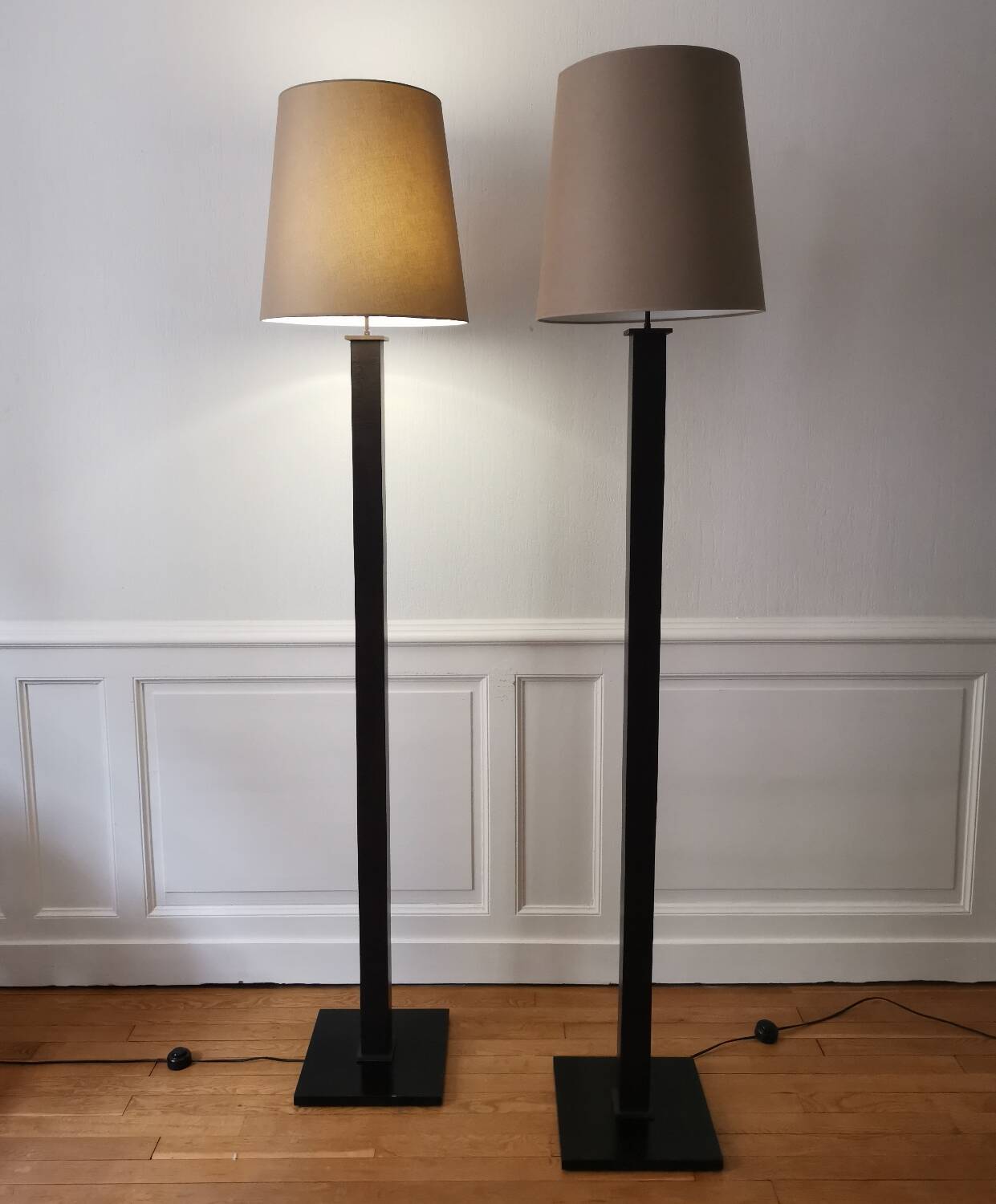 Nash model floor lamp, JNL Collection