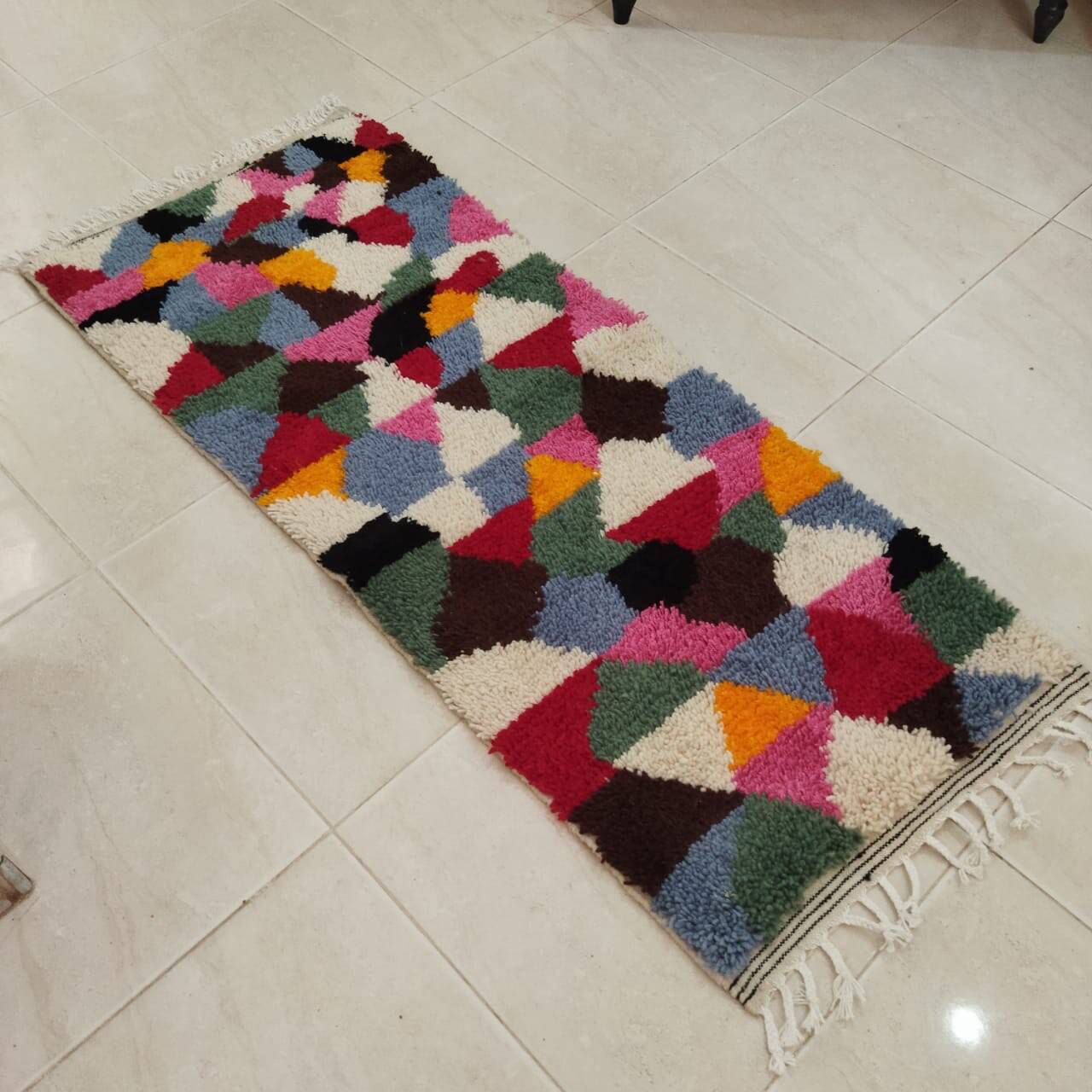 Handmade wool Berber rug 155 x 60 cm