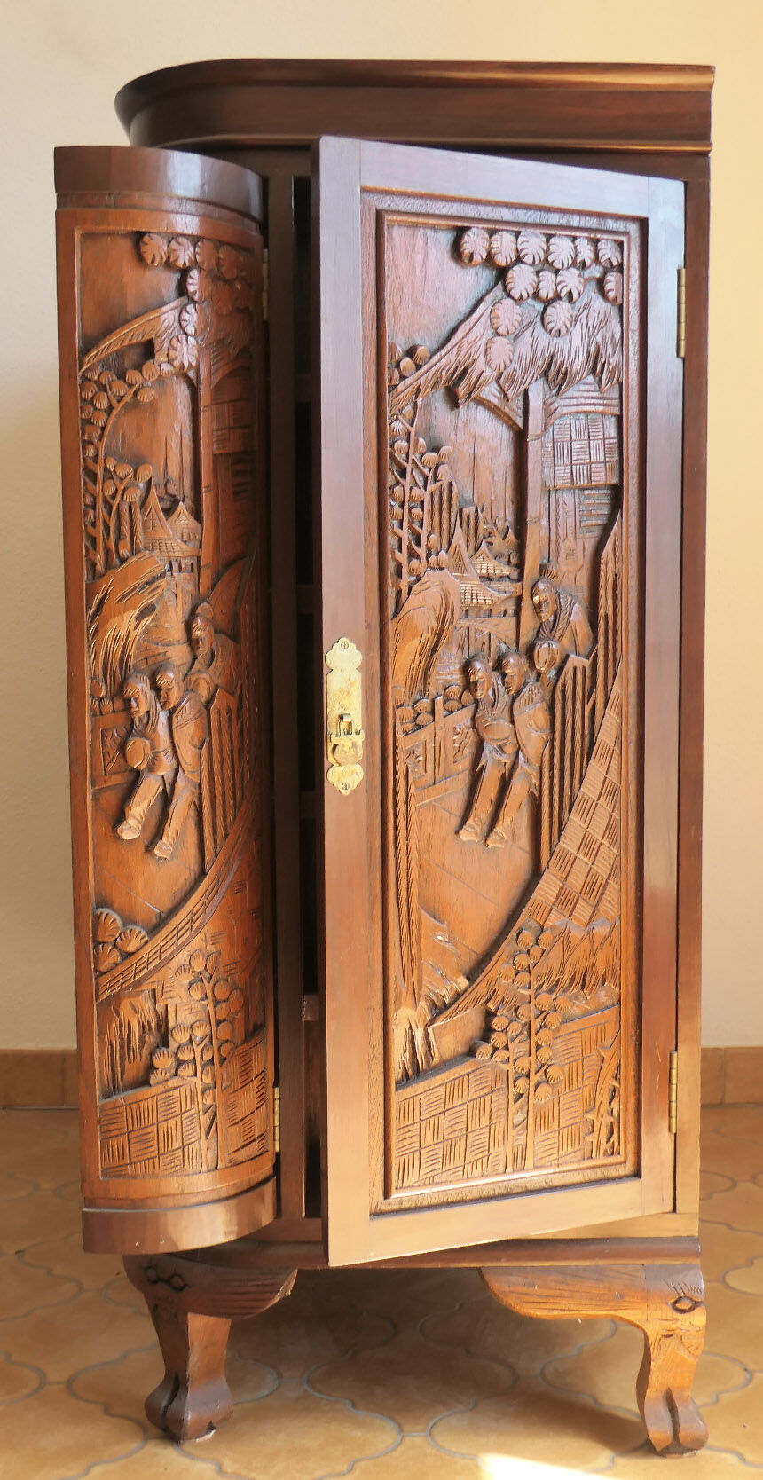 Carved wooden chinese bar