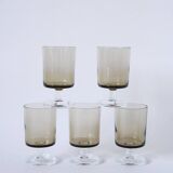 Lot de 5 verres à vin en verre fumé Made in France 1970