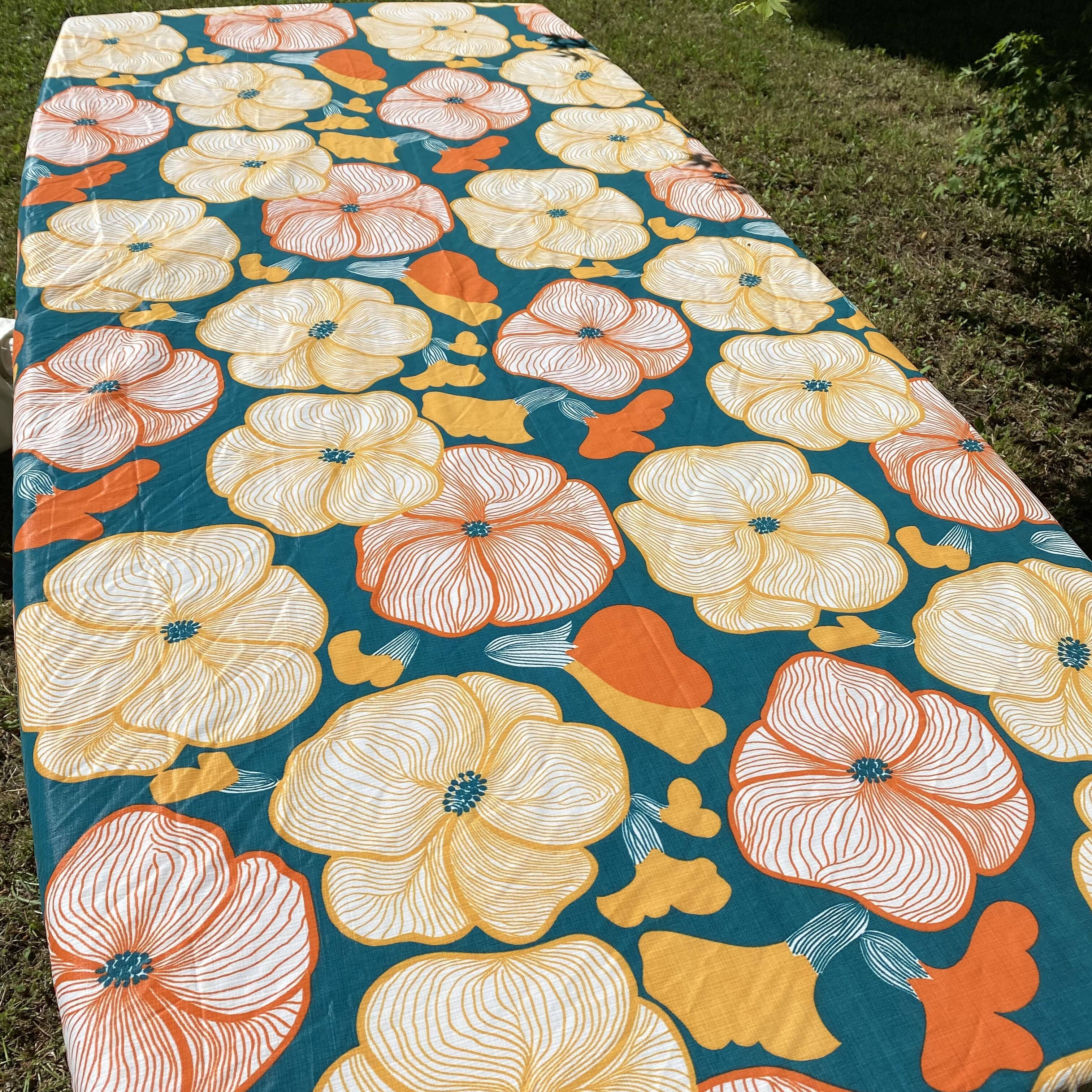 Rectangular vintage tablecloth 145 x 230