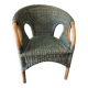 Fauteuil en osier bleu