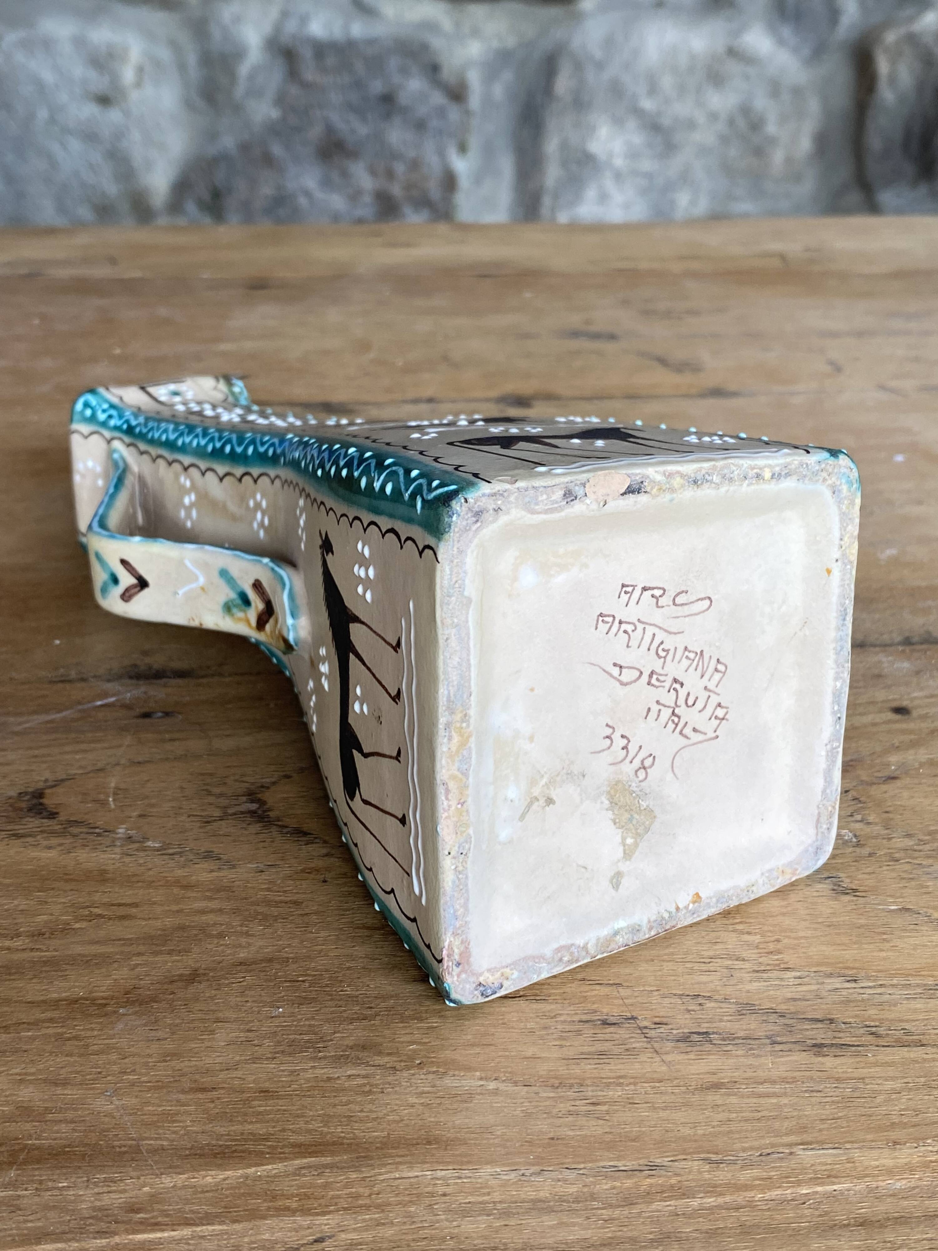 Italian vintage vase Deruta