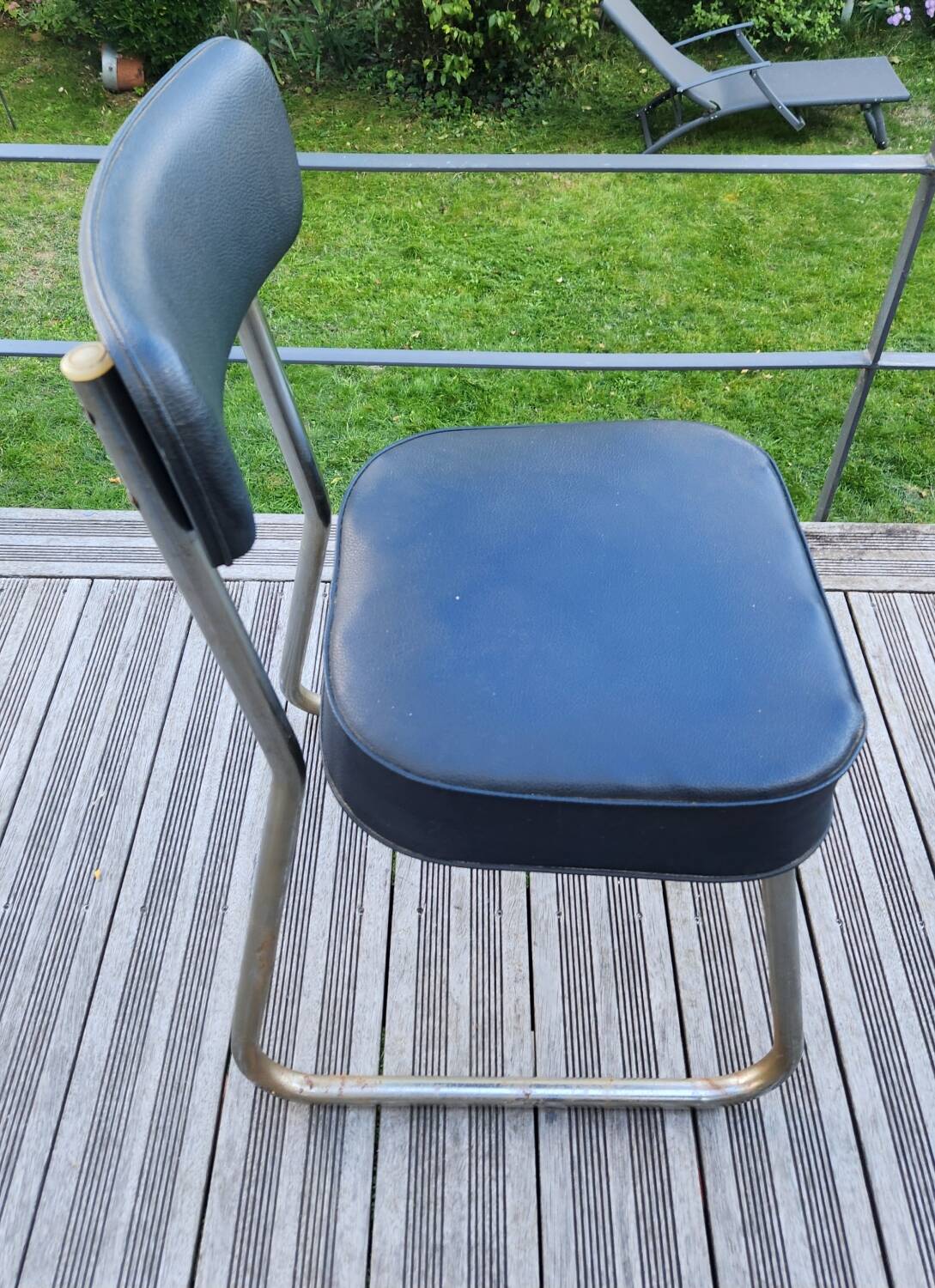 Roneo style chair: 50's vintage