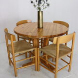 Round Solid Pinewood Dinning Table, 1970's Denmark