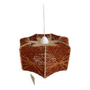 Suspension laine tendue