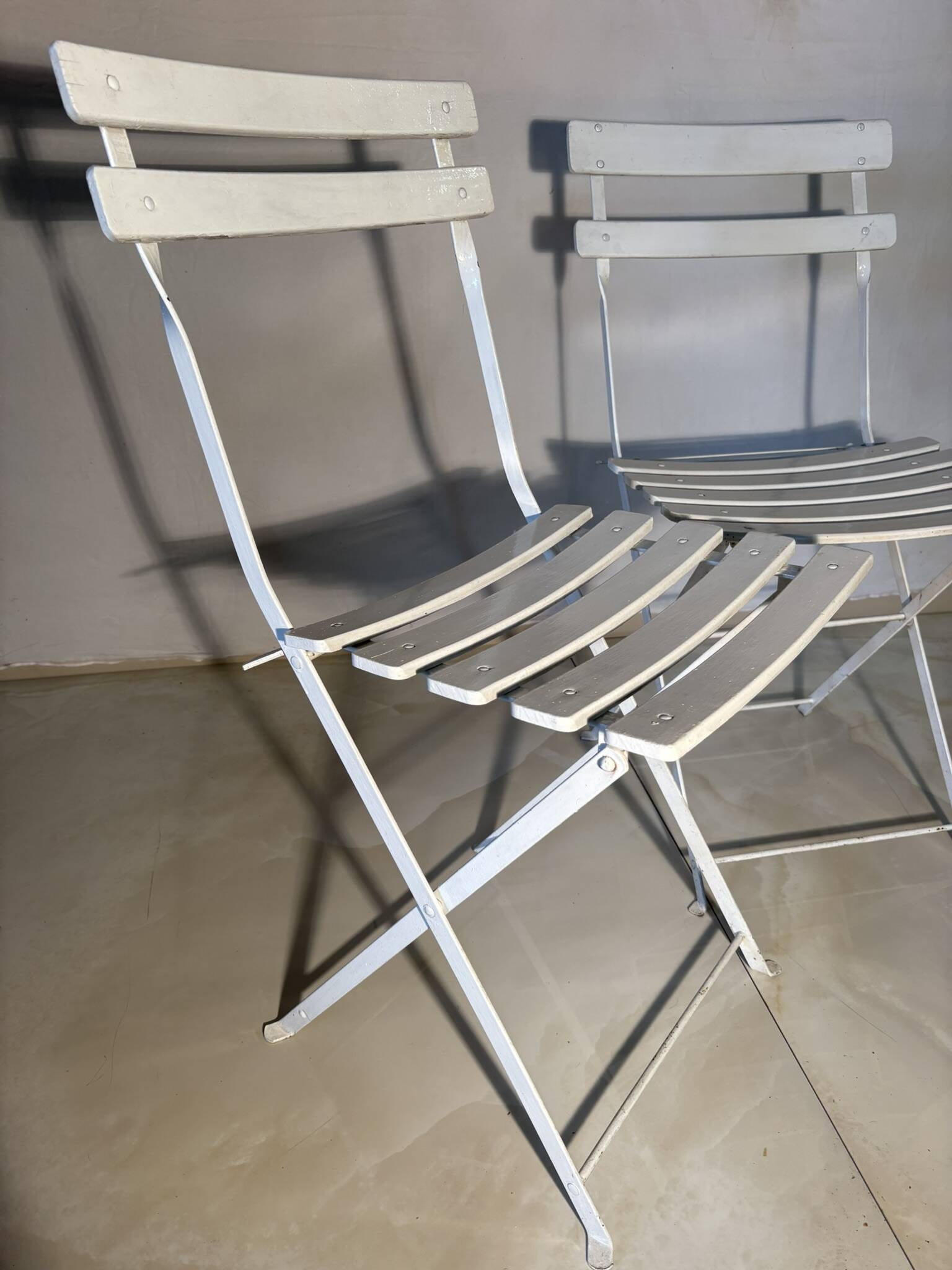 Bistro-style folding garden furniture set – table and 3 chairs