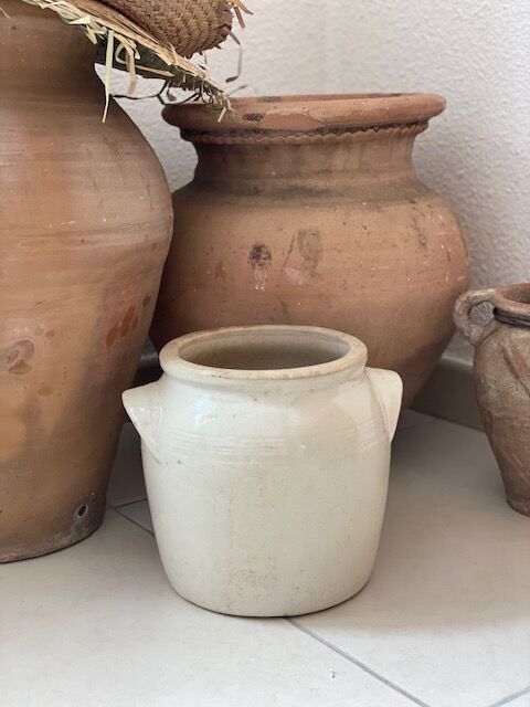 Sandstone salt pot