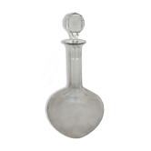 Carafe française en verre ciselé