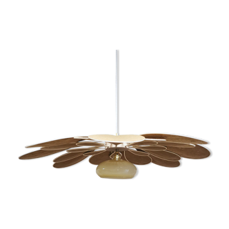 Suspension old opaline globe and petals linen and rattan