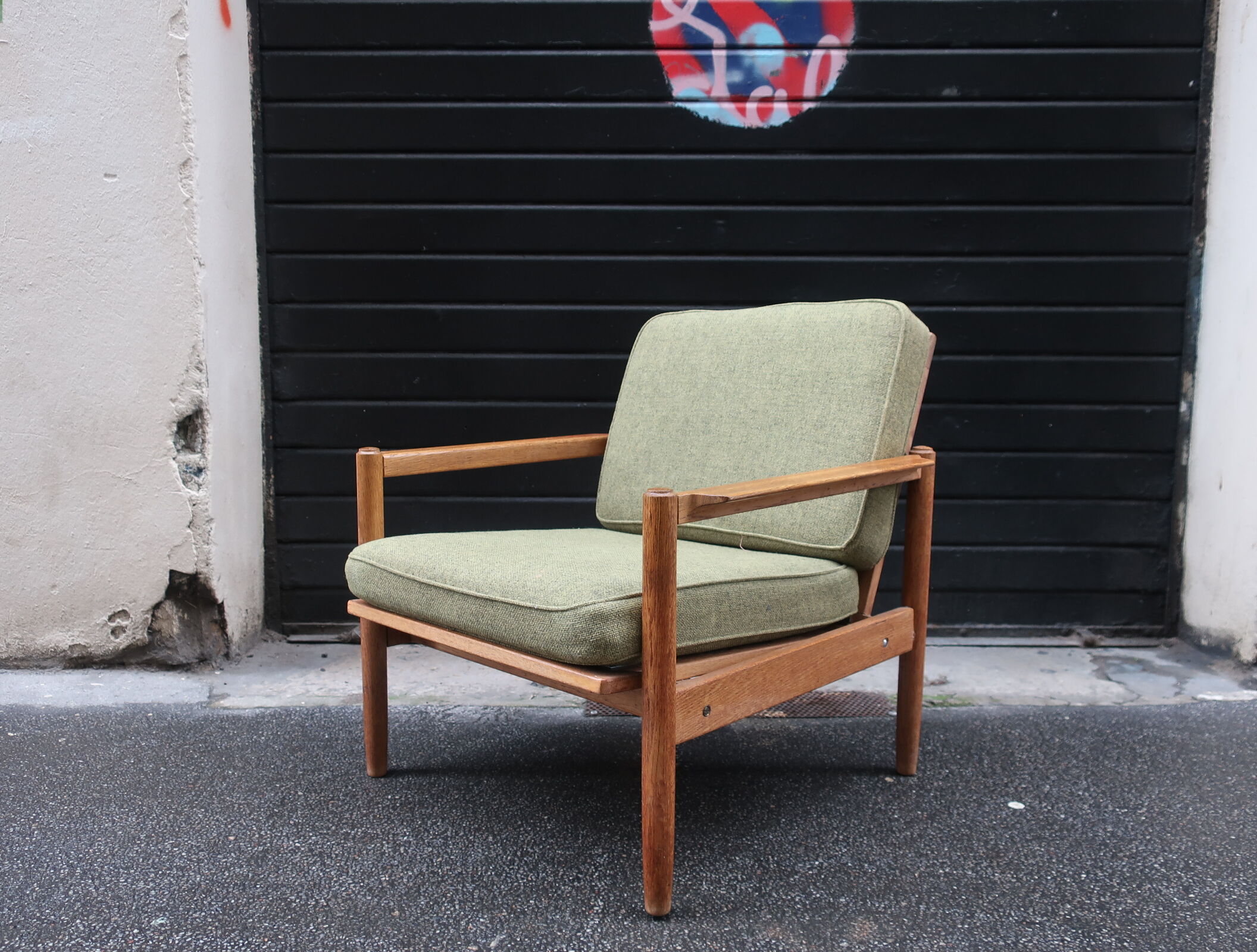 Oak armchair from the 1960
