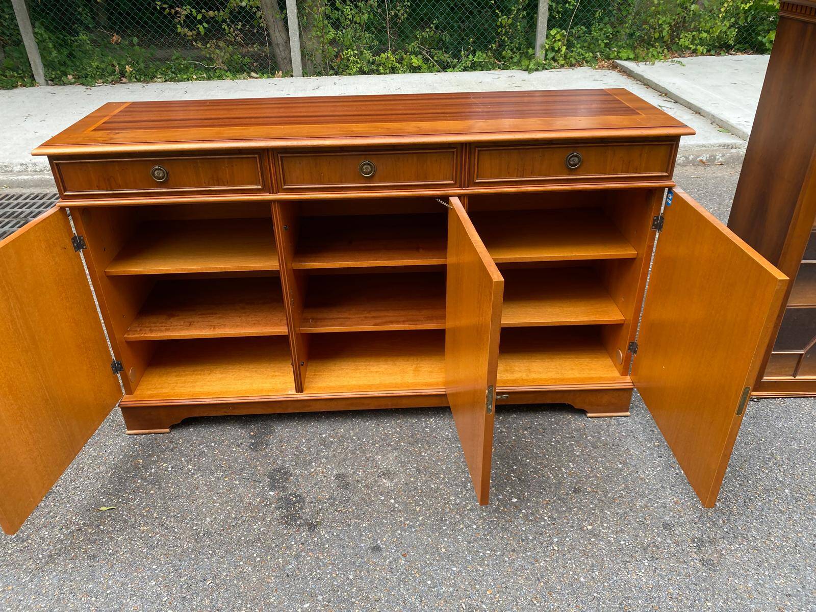 Large English solid wood library from the 19th century, 162cm.