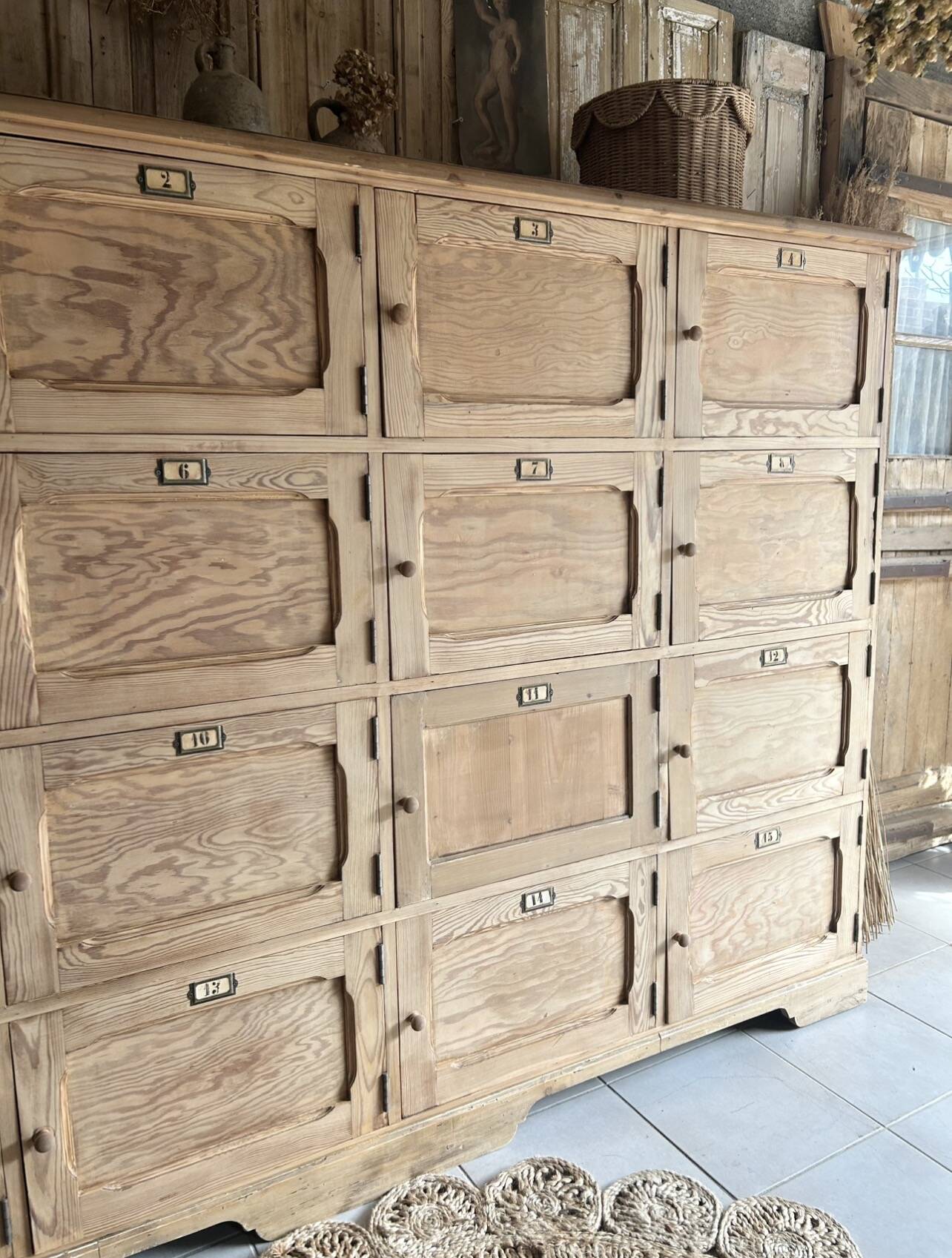 Fabulous workshop furniture with 16 lockers and doors.