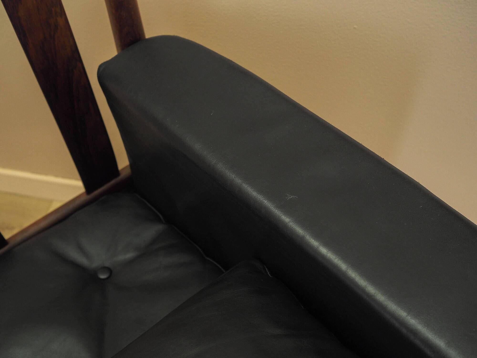 Rosewood sofa Gunnar Myrstrand for Källemo, black leather, 1960s