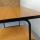 Bureau vintage formica et métal caisson deux tiroirs