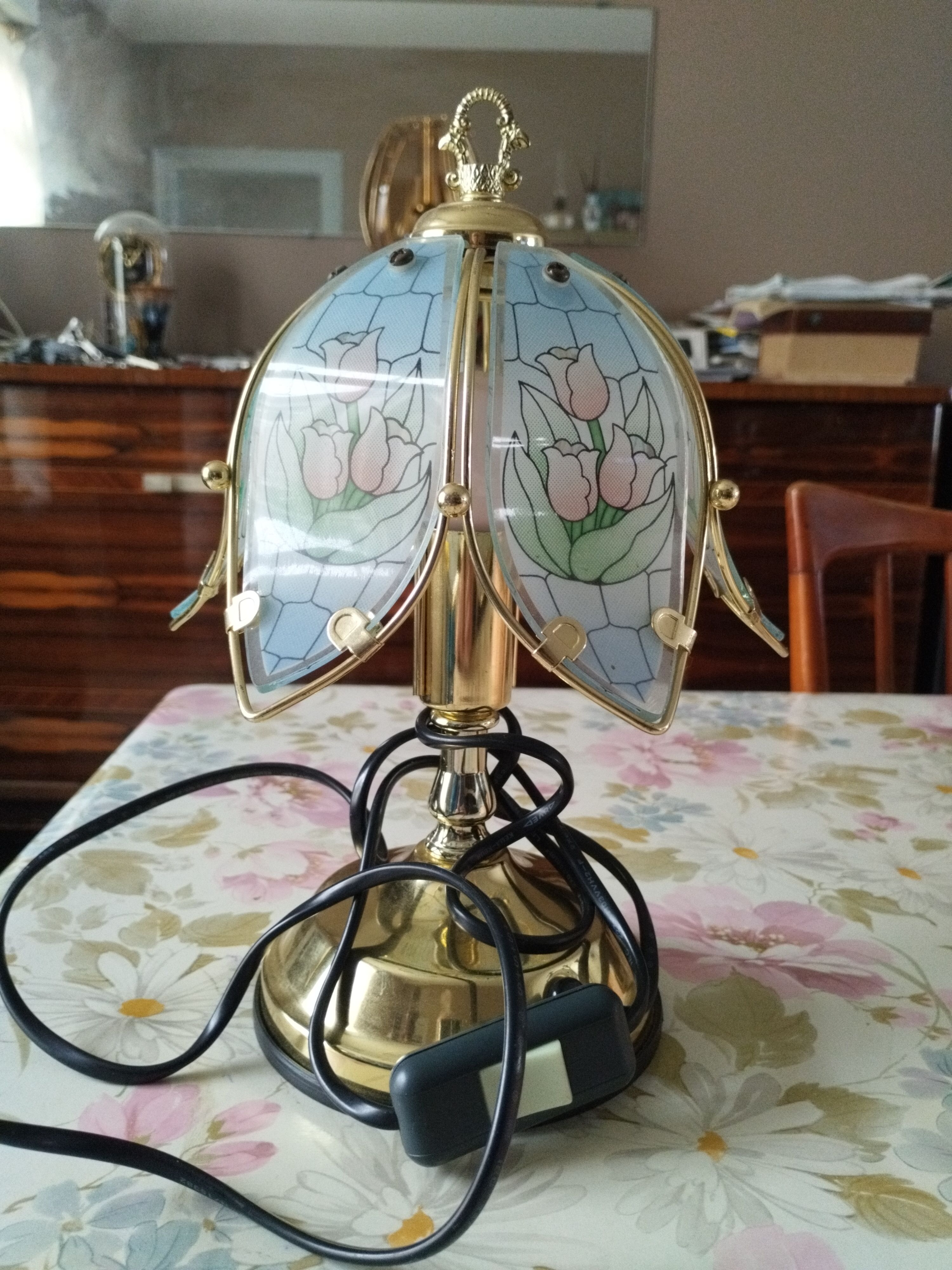 Small touch bedside lamp