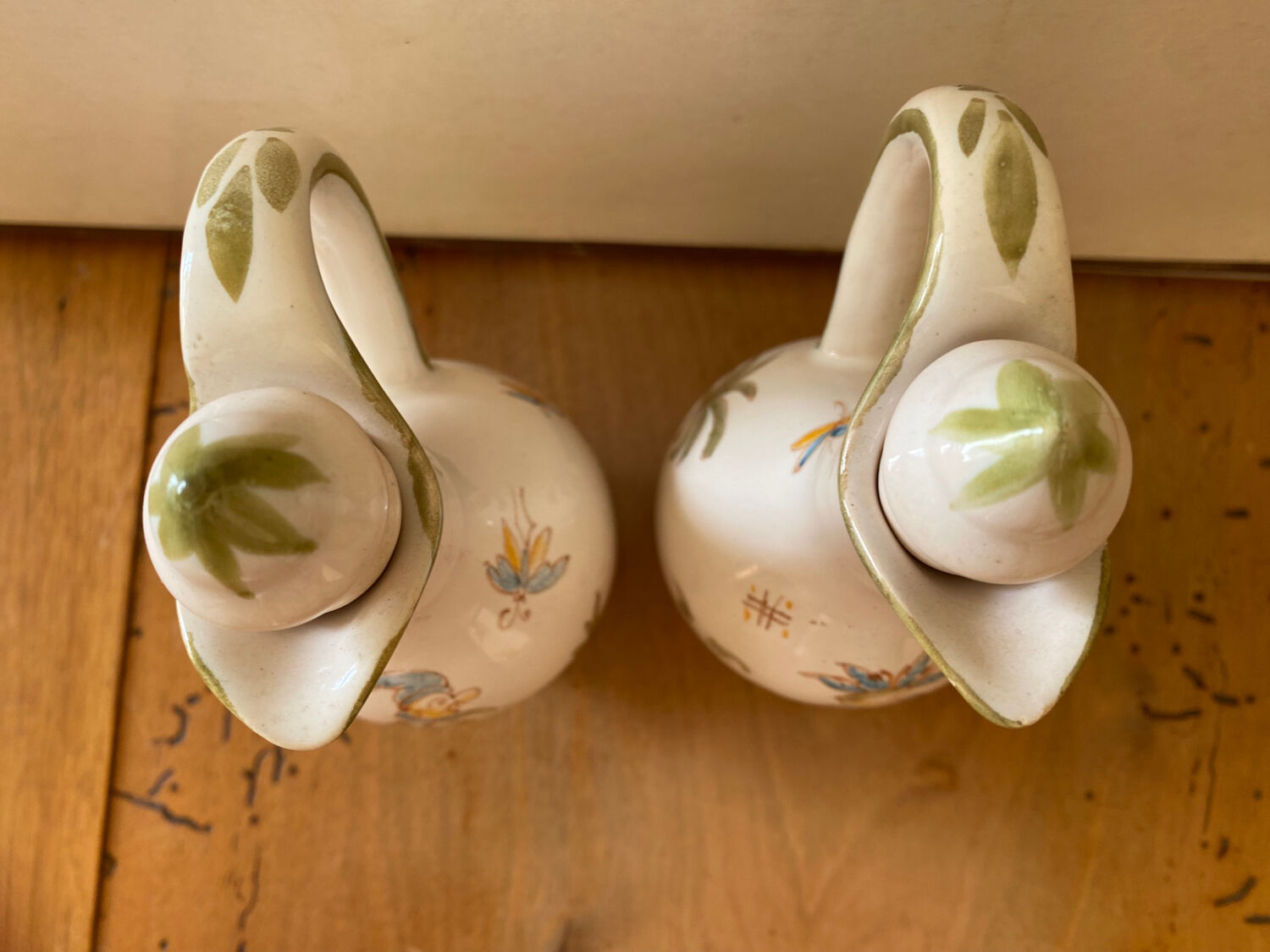 Moustiers vinegar and oil set