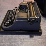 Underwood typewriter
