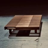 Sliding bench stone chapo