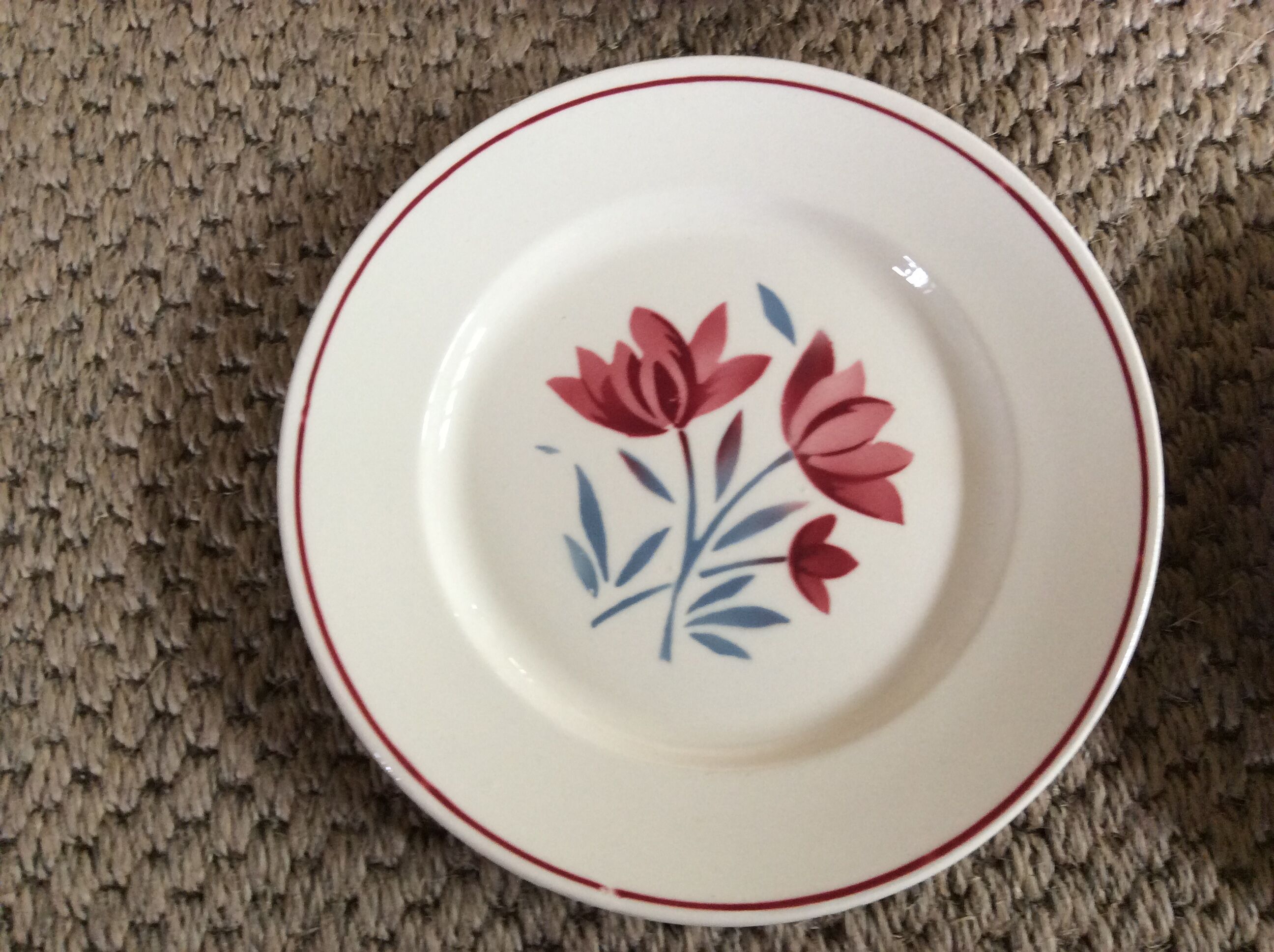 Set of 6 vintage dessert plates