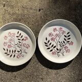 2 large vintage plates 24 cm flower pattern manufacture May