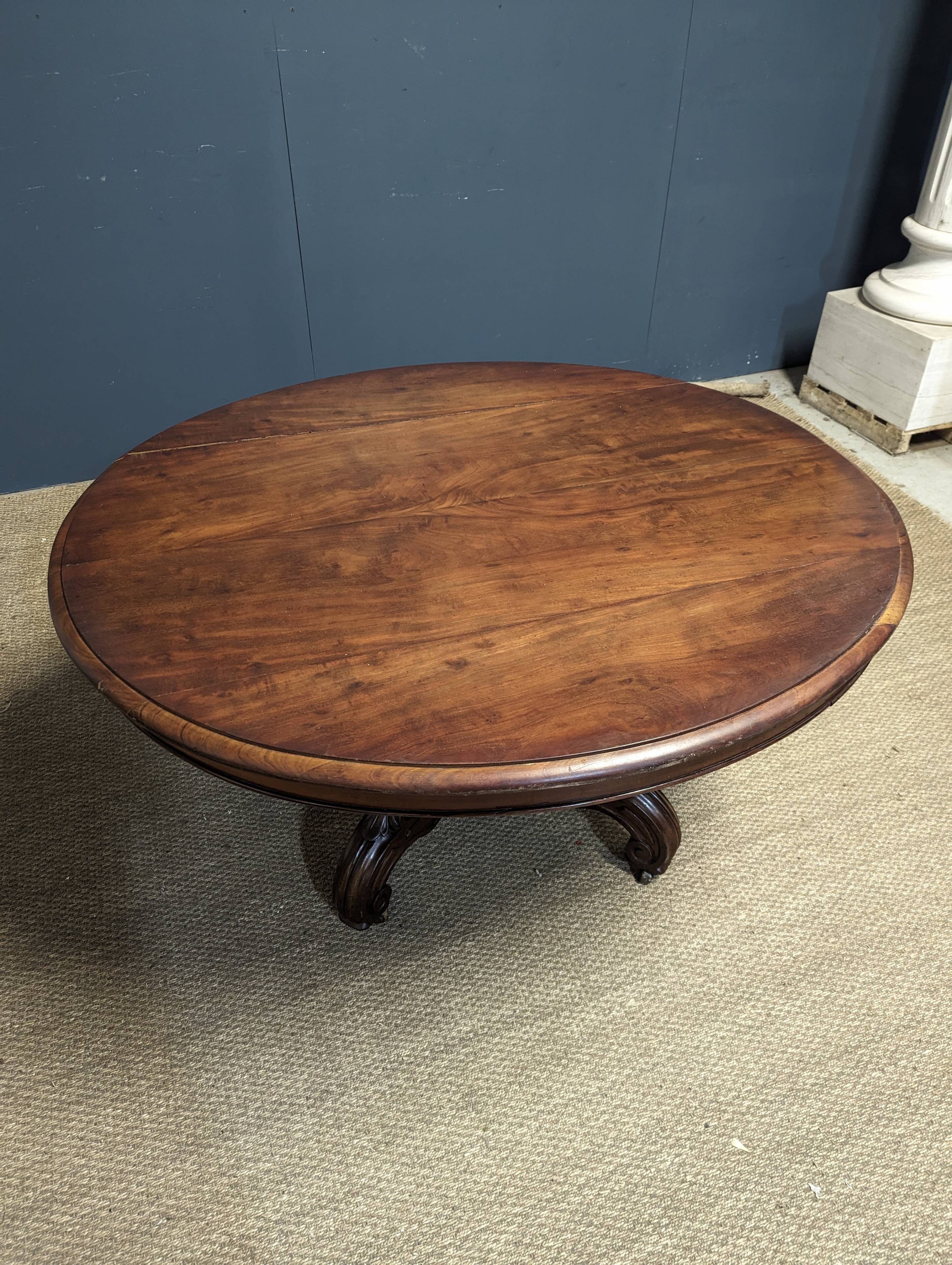 Table de style Napoléon III