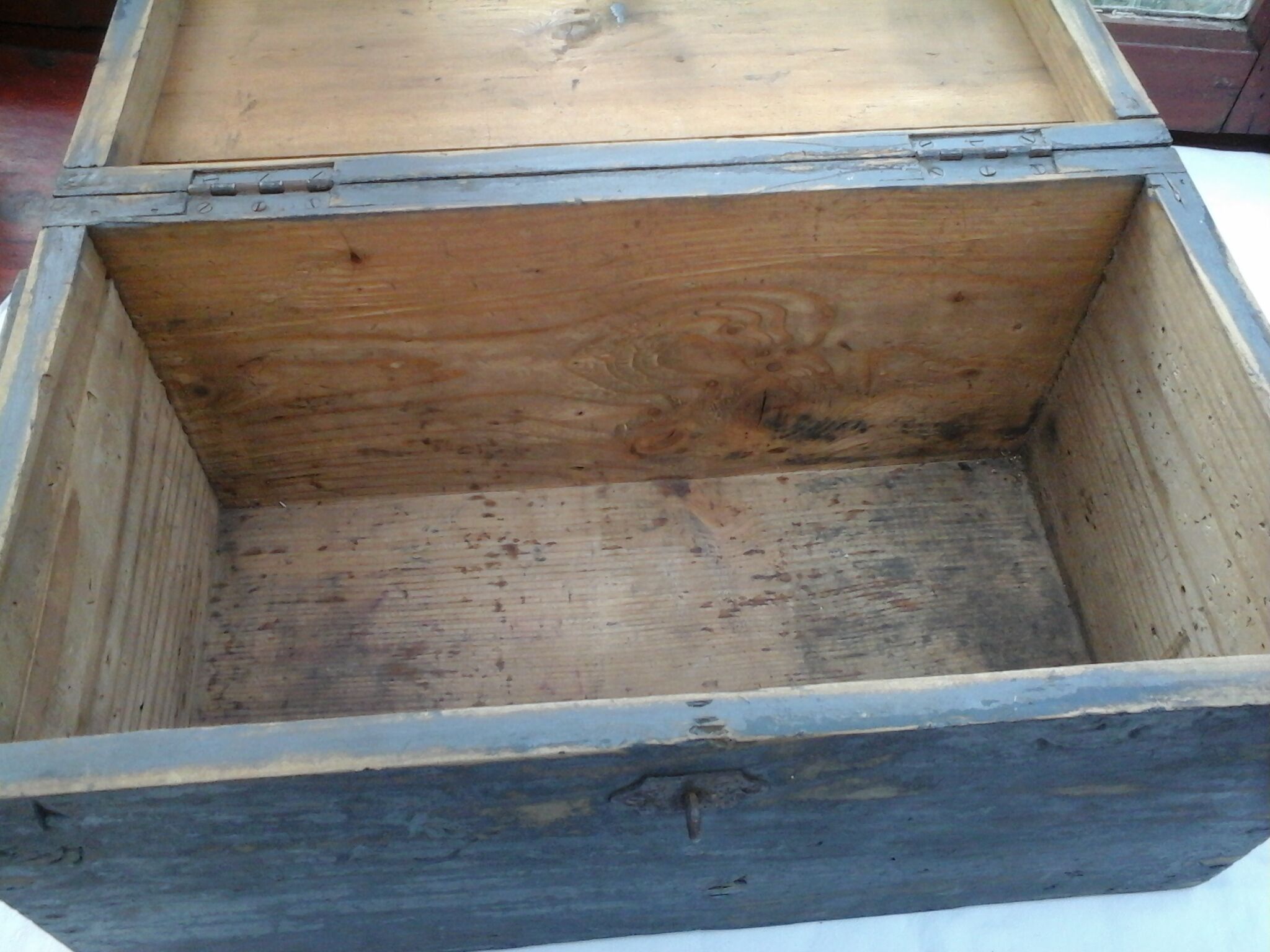 Workshop in wood box