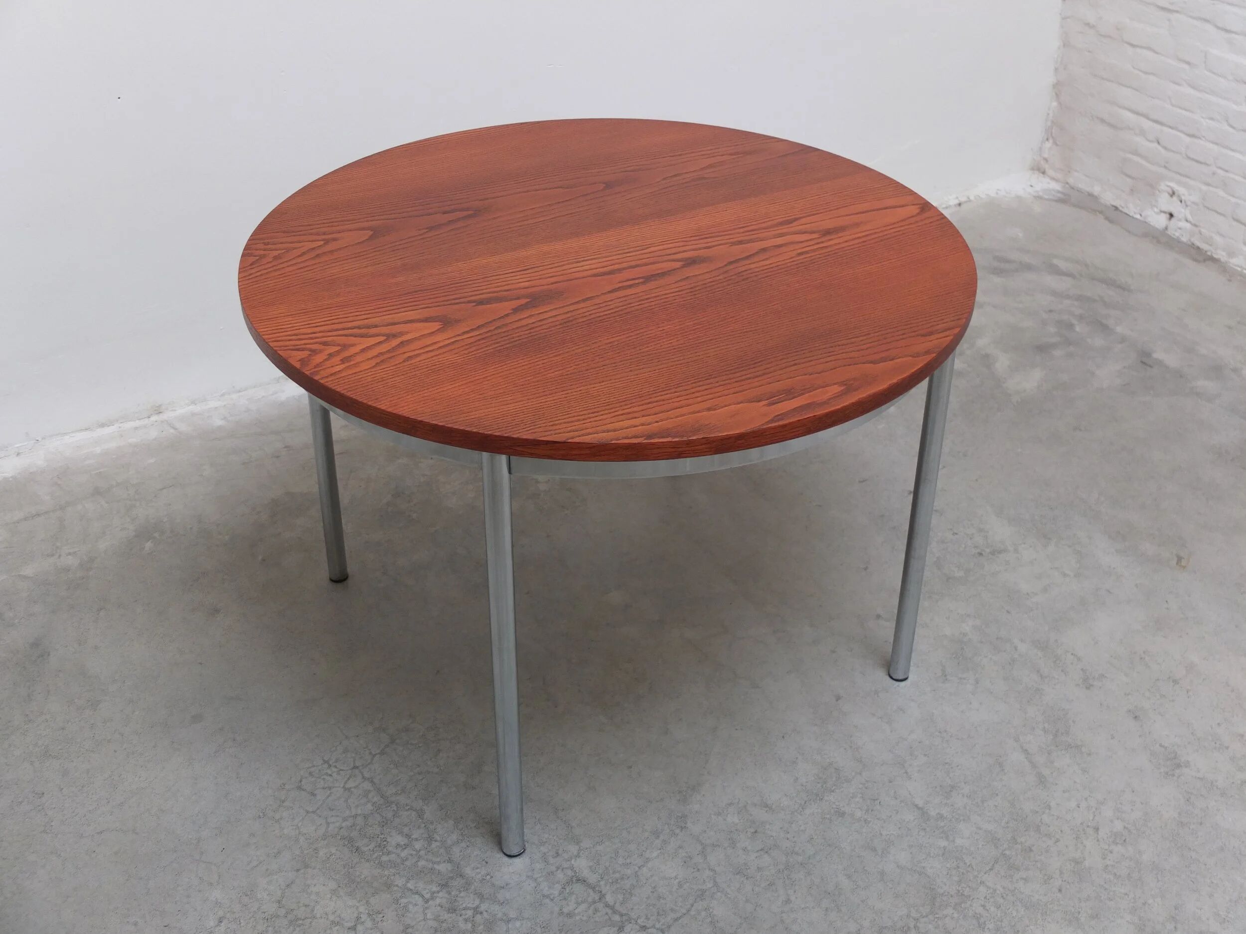 Round dining table in the style of Alfred Hendrickx, 1960s