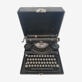 Underwood writing machine