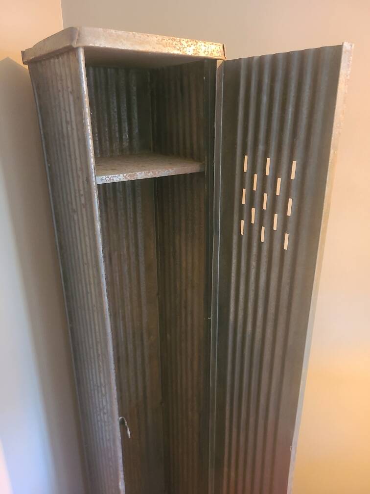 Old industrial locker Strafor 1 door