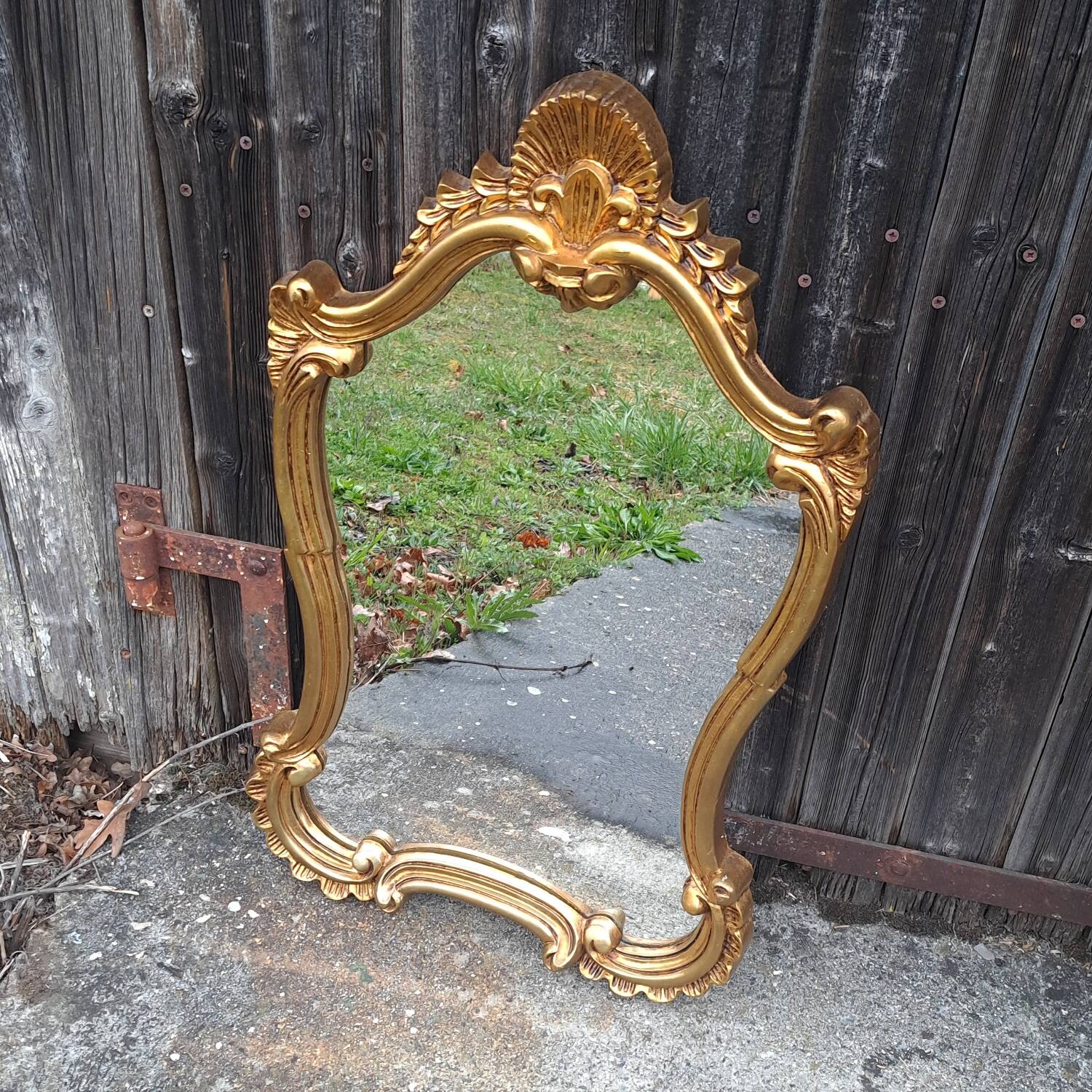 Miroir doré baroque